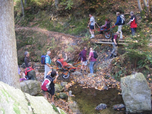 Randonnées très sportives avec joëlettes dans le Ninglinspo en 2007