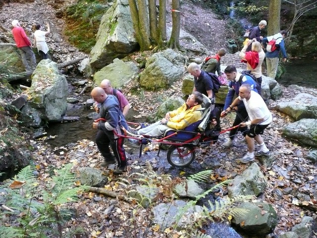 Randonnées très sportives avec joëlettes dans le Ninglinspo en 2007