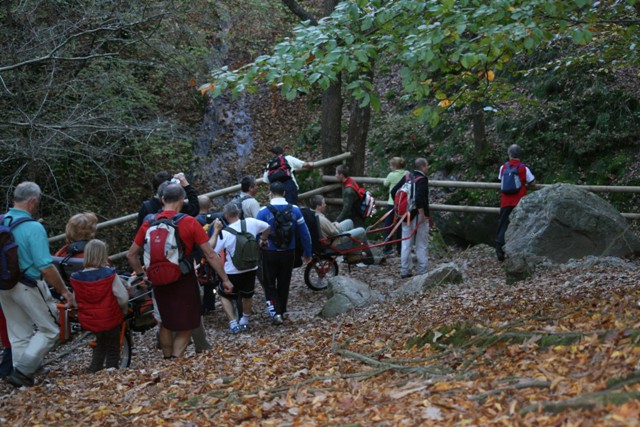 Randonnées très sportives avec joëlettes dans le Ninglinspo en 2007