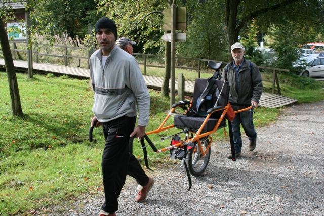 randonnée sportive avec joëlettes, Bérinzenne, 2011