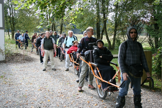 randonnée sportive avec joëlettes, Bérinzenne, 2011