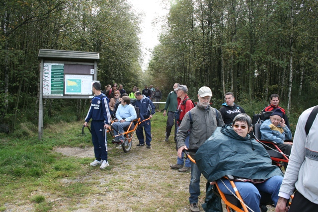 randonnée sportive avec joëlettes, Bérinzenne, 2011