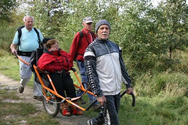 randonnée sportive avec joëlettes, Bérinzenne, 2011