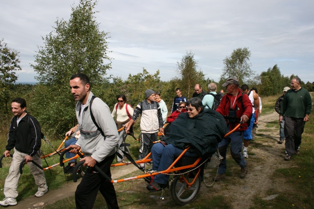 randonnée sportive avec joëlettes, Bérinzenne, 2011