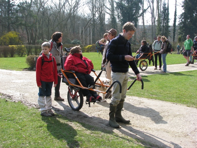 randonnée sportive avec joëlettes, Louvain-la-Neuve, 2011