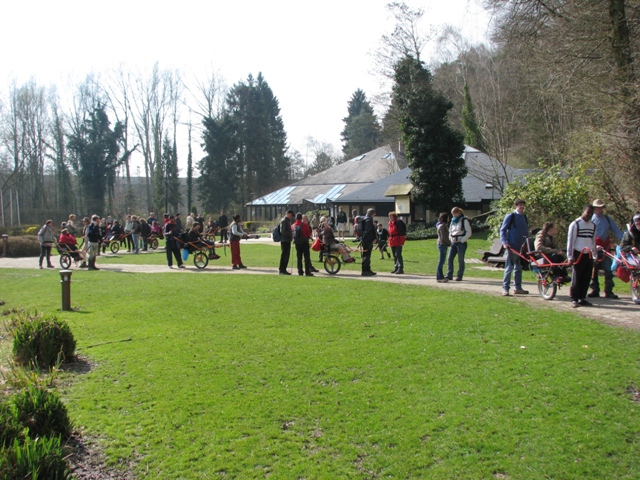 randonnée sportive avec joëlettes, Louvain-la-Neuve, 2011