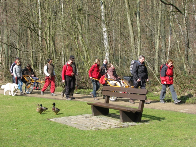 randonnée sportive avec joëlettes, Louvain-la-Neuve, 2011