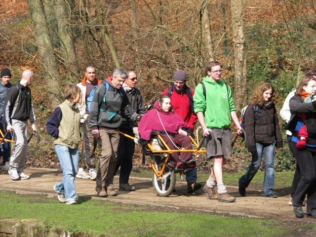 randonnée sportive avec joëlettes, Louvain-la-Neuve, 2011