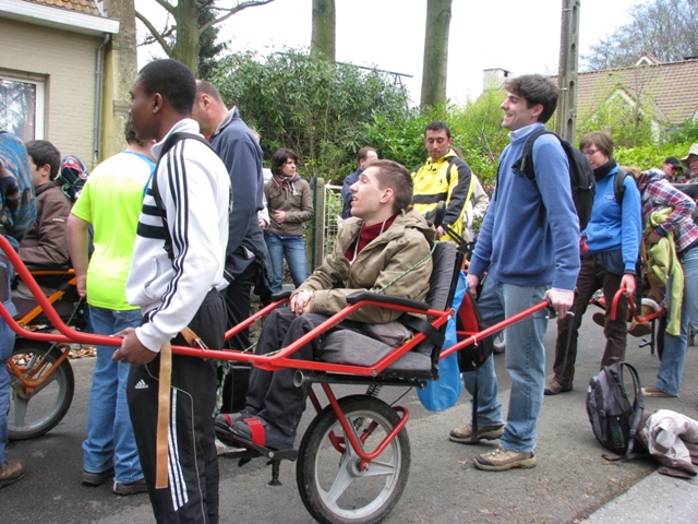 randonnée sportive avec joëlettes, Louvain-la-Neuve, 2011