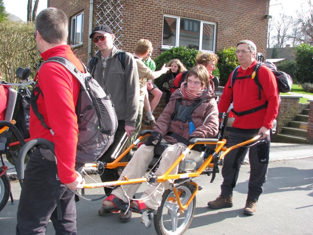 randonnée sportive avec joëlettes, Louvain-la-Neuve, 2011