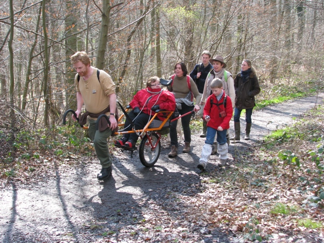 randonnée sportive avec joëlettes, Louvain-la-Neuve, 2011