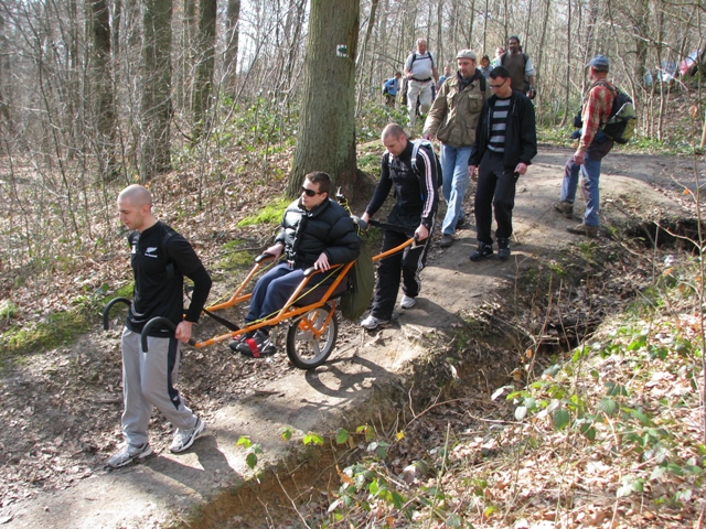 randonnée sportive avec joëlettes, Louvain-la-Neuve, 2011