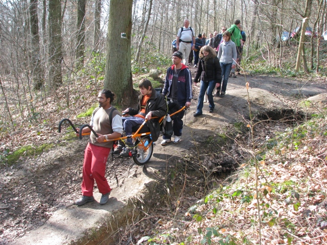 randonnée sportive avec joëlettes, Louvain-la-Neuve, 2011