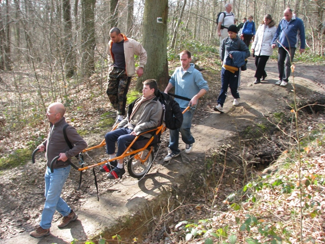 randonnée sportive avec joëlettes, Louvain-la-Neuve, 2011