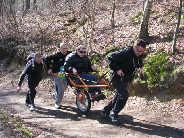 randonnée sportive avec joëlettes, Louvain-la-Neuve, 2011