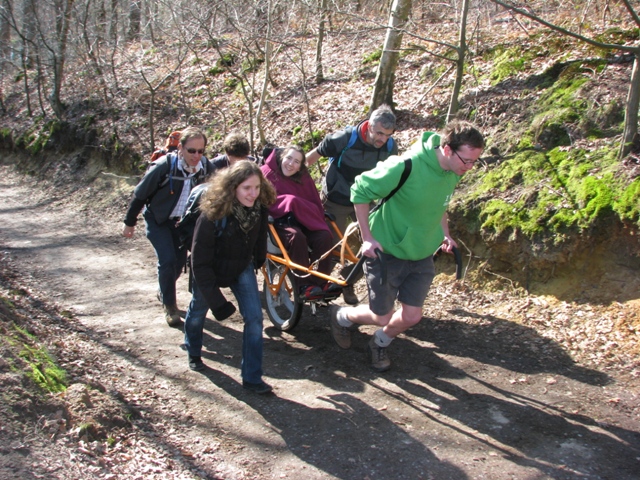 randonnée sportive avec joëlettes, Louvain-la-Neuve, 2011