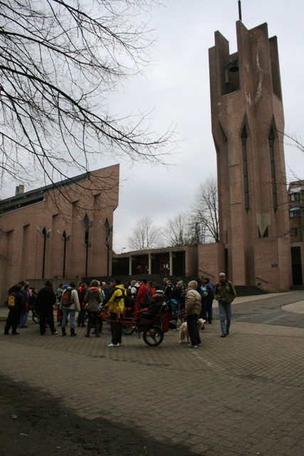 Randonnée sportive avec joëlettes, Louvain-la-Neuve, 2011