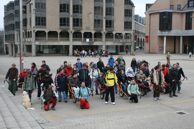 Randonnée sportive avec joëlettes, Louvain-la-Neuve, 2011