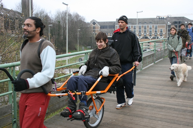 Randonnée sportive avec joëlettes, Louvain-la-Neuve, 2011