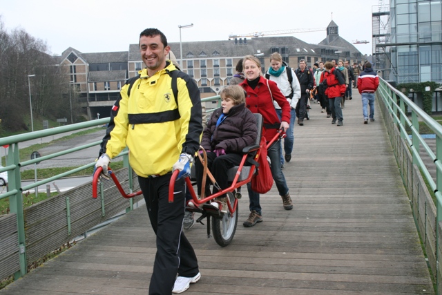 Randonnée sportive avec joëlettes, Louvain-la-Neuve, 2011