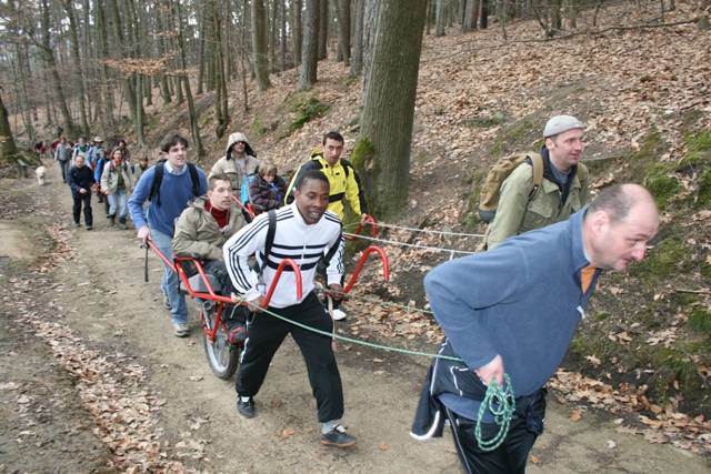 Randonnée sportive avec joëlettes, Louvain-la-Neuve, 2011