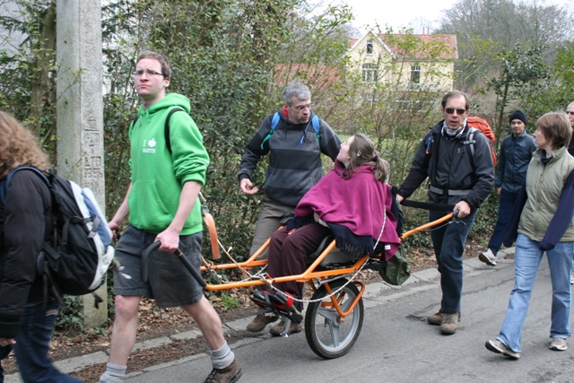 Randonnée sportive avec joëlettes, Louvain-la-Neuve, 2011