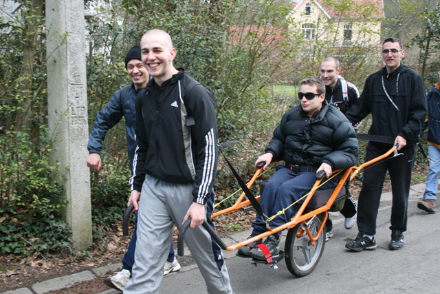 Randonnée sportive avec joëlettes, Louvain-la-Neuve, 2011