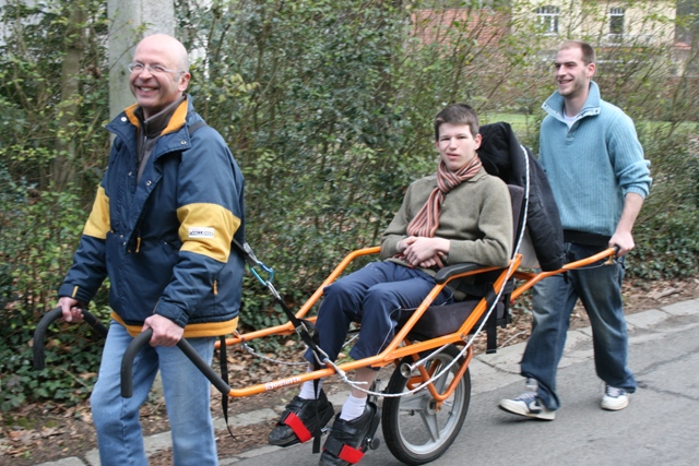 Randonnée sportive avec joëlettes, Louvain-la-Neuve, 2011