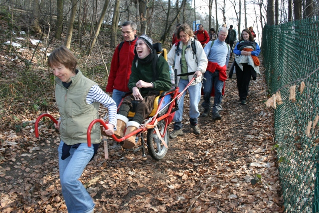 Randonnée sportive avec joëlettes, Louvain-la-Neuve, 2011