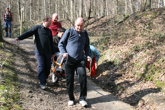 Randonnée sportive avec joëlettes, Louvain-la-Neuve, 2011