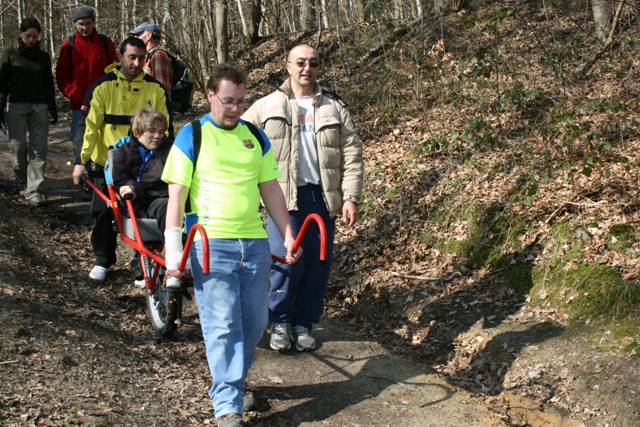 Randonnée sportive avec joëlettes, Louvain-la-Neuve, 2011