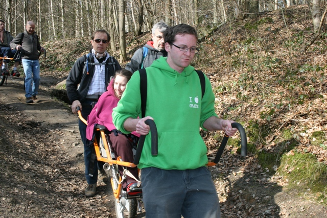 Randonnée sportive avec joëlettes, Louvain-la-Neuve, 2011