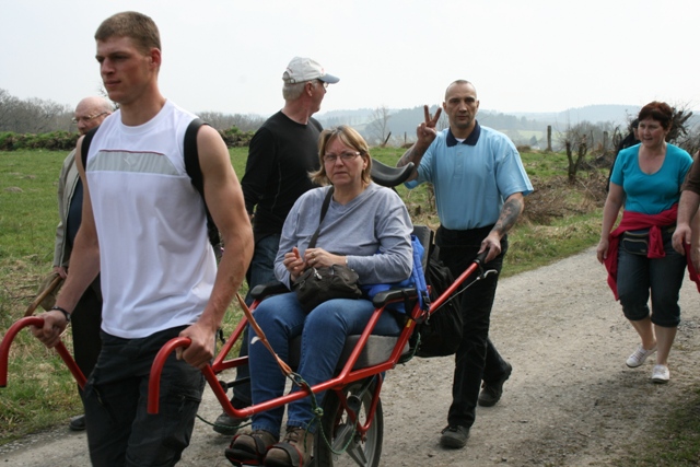 Randonnée sportive avec joëlettes à Bure, 2011