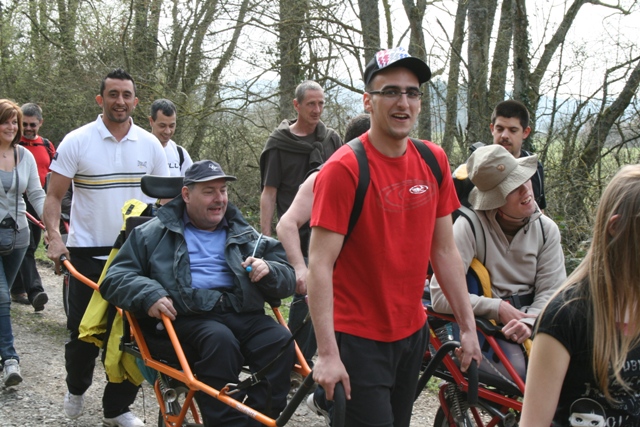 Randonnée sportive avec joëlettes à Bure, 2011