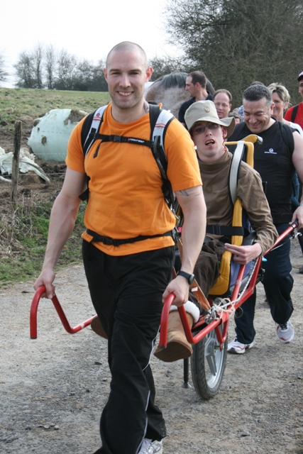 Randonnée sportive avec joëlettes à Bure, 2011