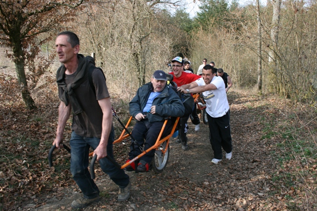 Randonnée sportive avec joëlettes à Bure, 2011