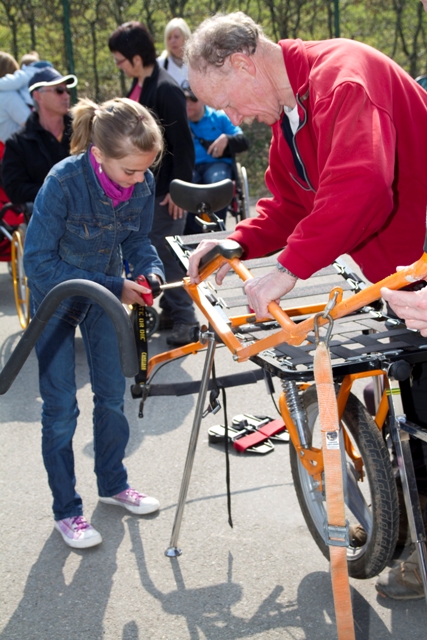 Randonnée sportive avec joëlettes, Bure, 2011