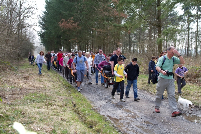 Randonnée sportive avec joëlettes, Bure, 2011