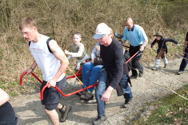 Randonnée sportive avec joëlettes, Bure, 2011