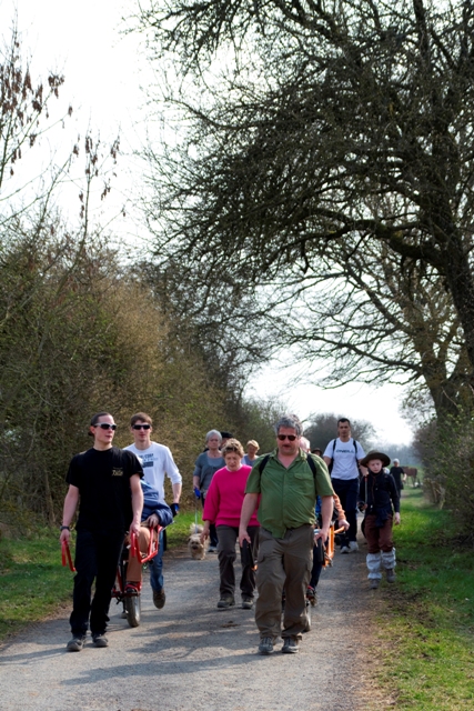 Randonnée sportive avec joëlettes, Bure, 2011