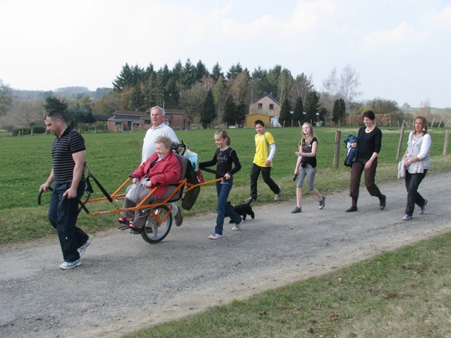 Randonnée sportive avec joëlettes, Bure, 2011