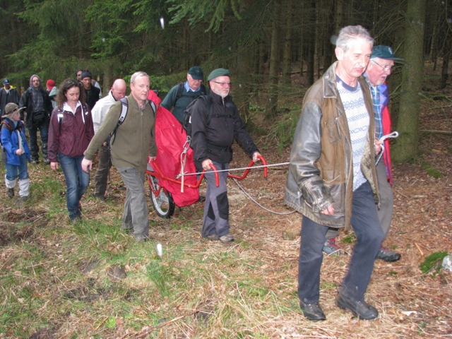 Randonnée sportive avec joëlettes, le Ninglinspo, 2011