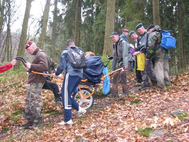 Randonnée sportive avec joëlettes, le Ninglinspo, 2011