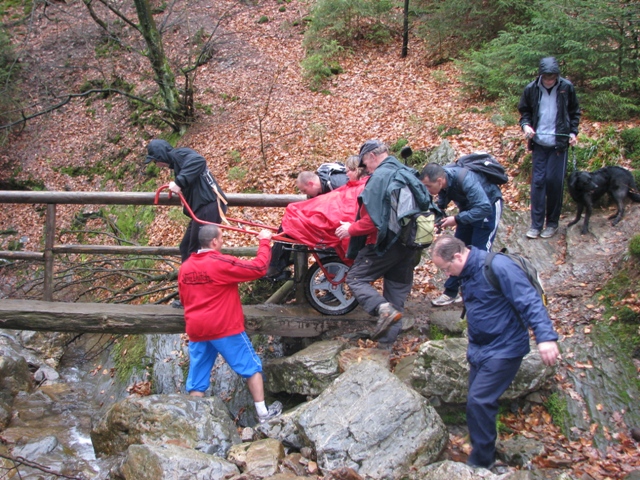 Randonnée sportive avec joëlettes, le Ninglinspo, 2011