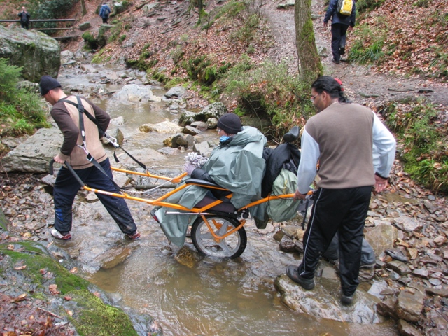 Randonnée sportive avec joëlettes, le Ninglinspo, 2011