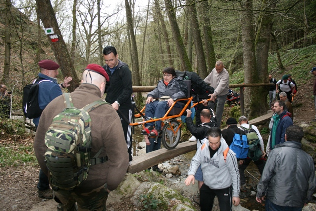 Randonnée sportive avec joëlettes, le Ninglinspo, 2011