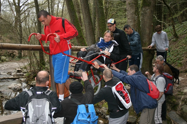 Randonnée sportive avec joëlettes, le Ninglinspo, 2011