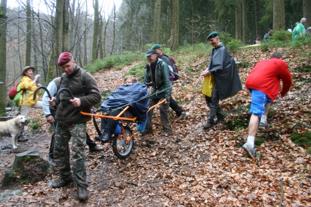 Randonnée sportive avec joëlettes, le Ninglinspo, 2011