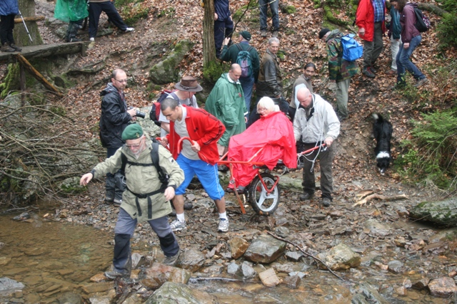 Randonnée sportive avec joëlettes, le Ninglinspo, 2011