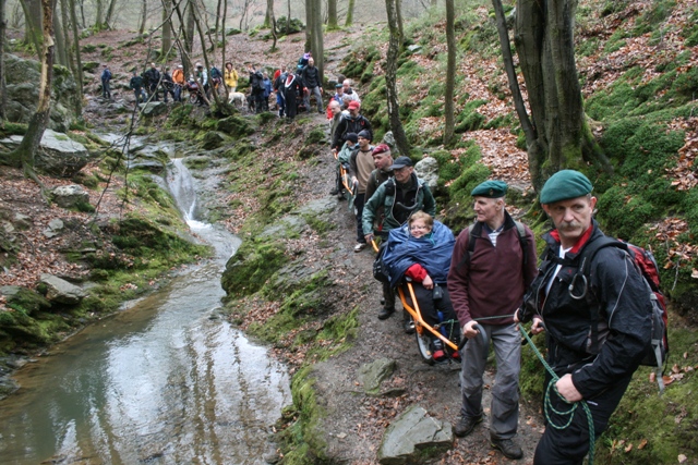 Randonnée sportive avec joëlettes, le Ninglinspo, 2011